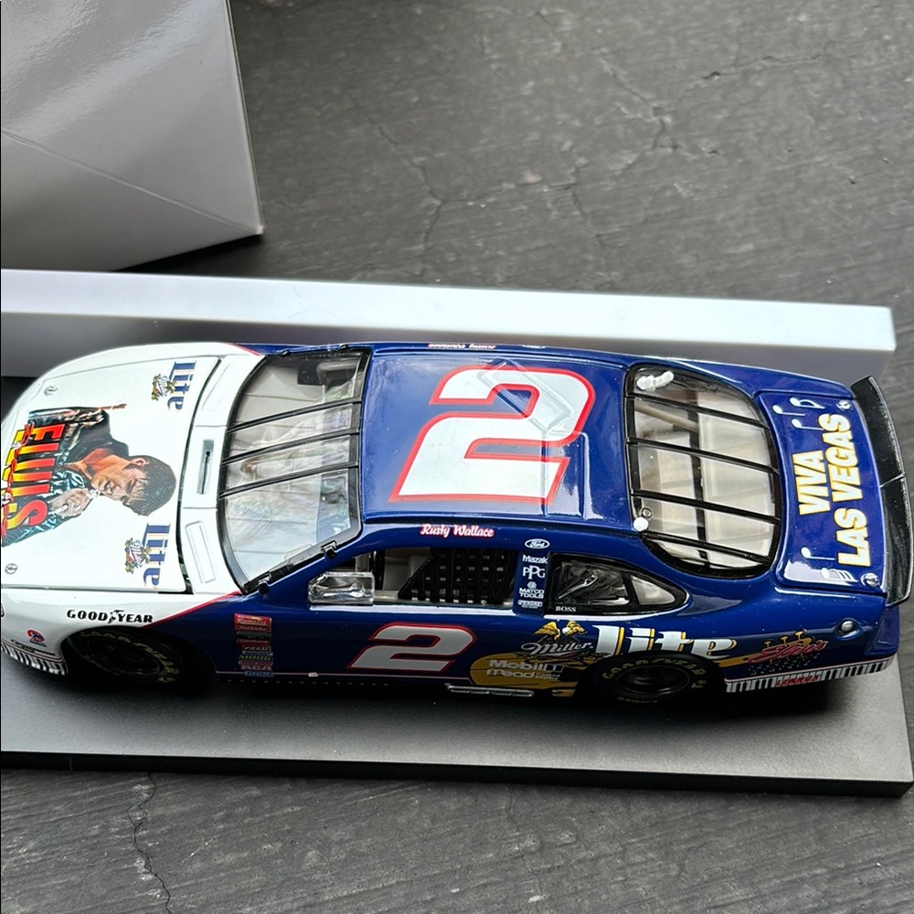 Miller Lite Racing Collectible Car - Picture 3 of 6
